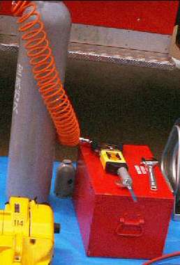 �~������ށE�G�A�[�\�[