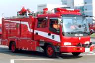 �����~����