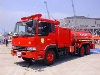 ���{���r�k